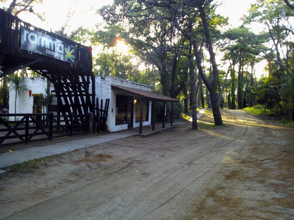 Ramma Camping Hostel บียาเจเซลล์ ภายนอก รูปภาพ