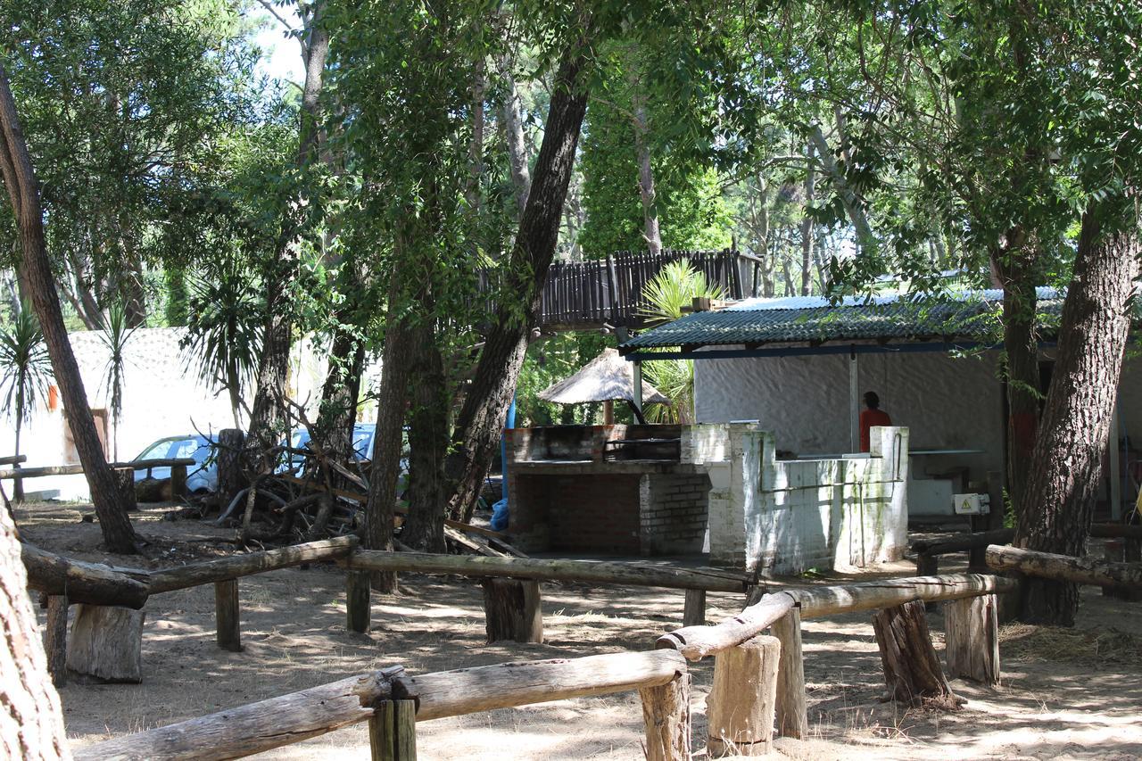 Ramma Camping Hostel บียาเจเซลล์ ภายนอก รูปภาพ